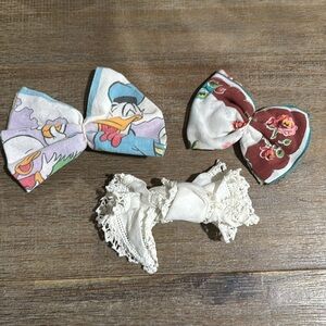 Set of 3 vintage handkerchief clip bows small shop